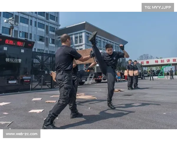 霍苏在布达佩斯举行告别泳坛仪式 4号泳道将永久封存见证辉煌生涯