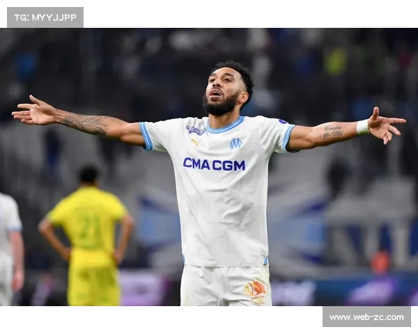 多特蒙德4-0大胜比利亚雷亚尔，吉拉西点射+头球完成双响