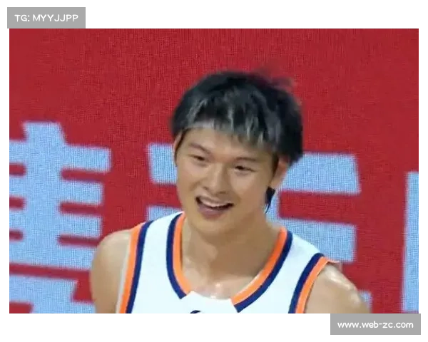 上海88-52大胜四川，李弘权15分王哲林12分9板